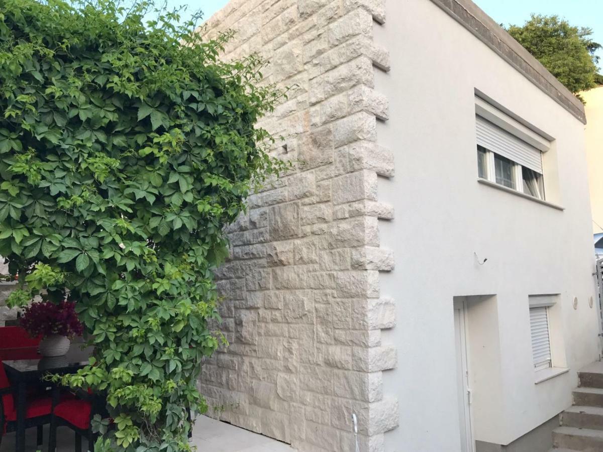 Apartman Crnica شيبينيك المظهر الخارجي الصورة